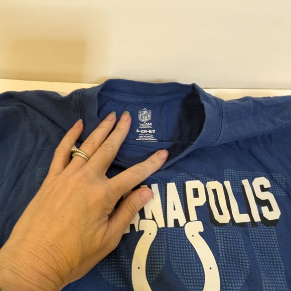 Back To School Bundle Indianapolis Colts 2 Hooded Sweatshirts 3 T-shirts Size S - Picture 11 of 11